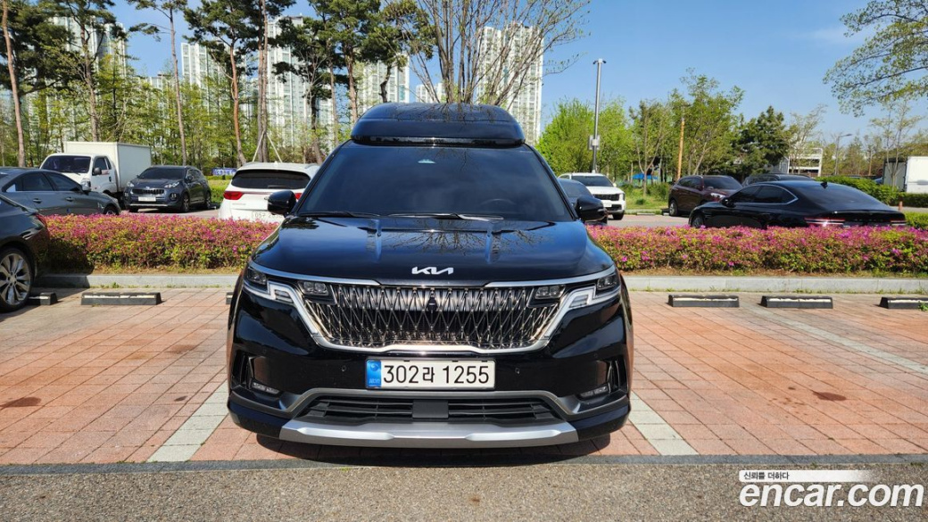 Kia Carnival 7-Seater Hi-Limousine, 2022