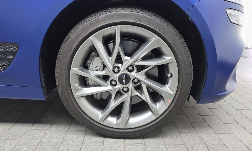 Genesis G70 Gasoline 2.5T 4WD, 2025