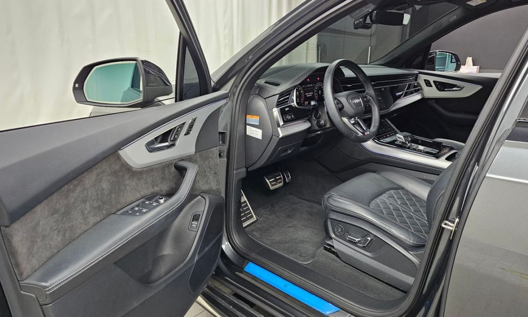 Audi Q7 55 TFSI Quattro Premium, 2022