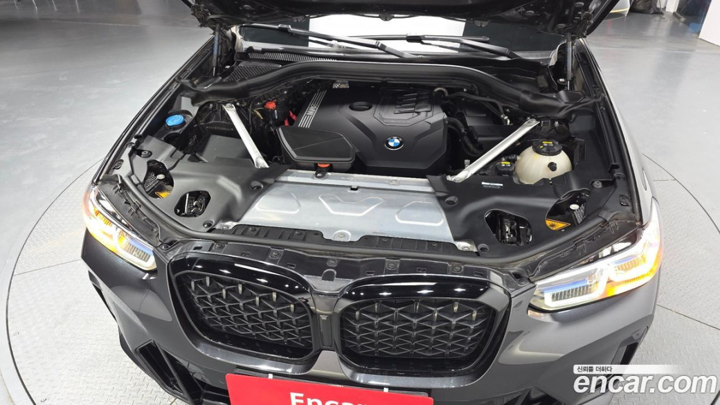 BMW X4 xDrive20i M Sports Pro, 2022