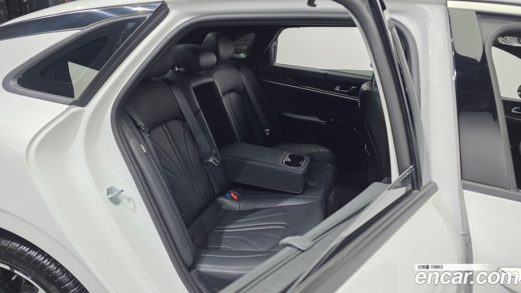 Kia K5 2.0, 2023