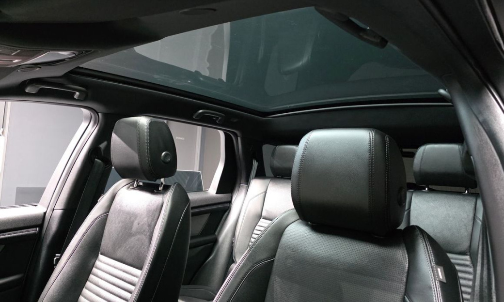 Land Rover Discovery Sport P250 Dynamic SE, 2025