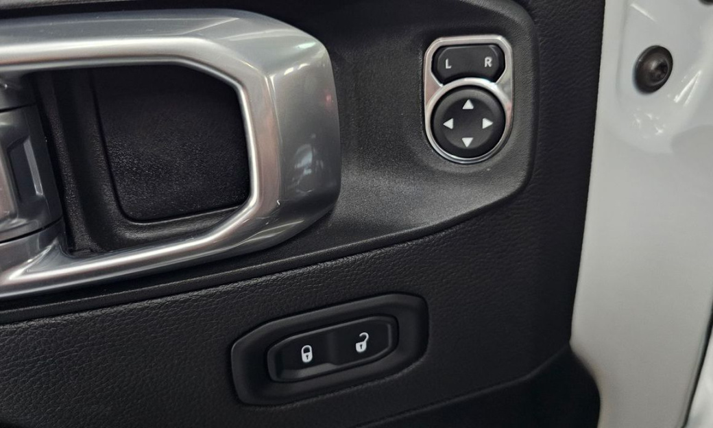 Jeep Wrangler 2.0 Overland Power Top 4Door, 2022