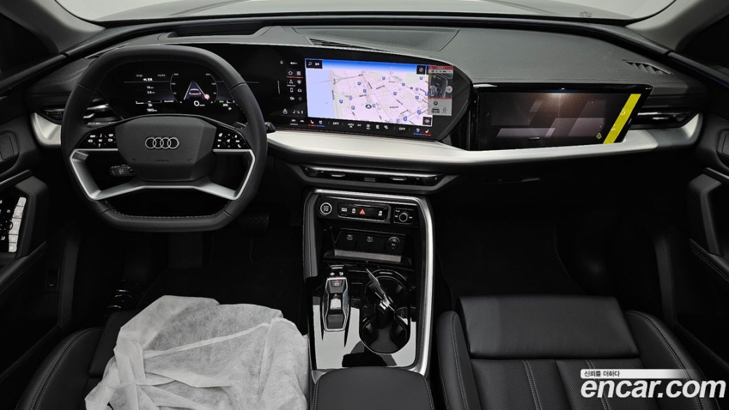 Audi Q5 40 TFSI Quattro S Line, 2025