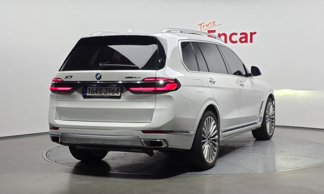 BMW X7 xDrive 40i Design Pure Excellence 6-Seater, 2024