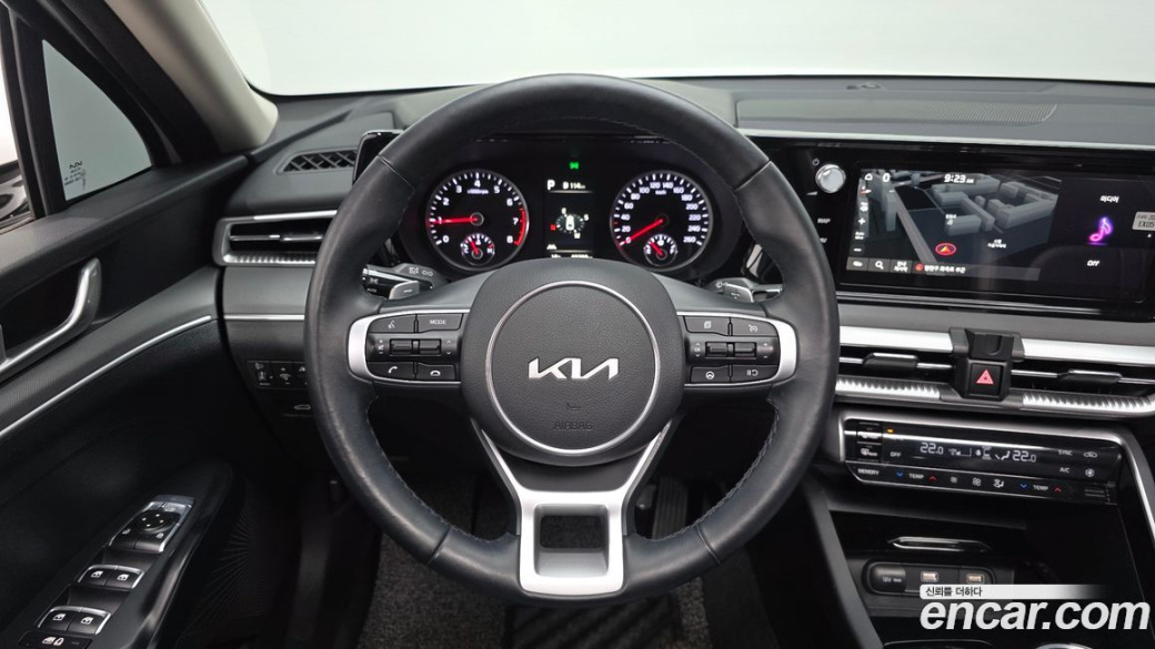 Kia K5 2.0, 2023