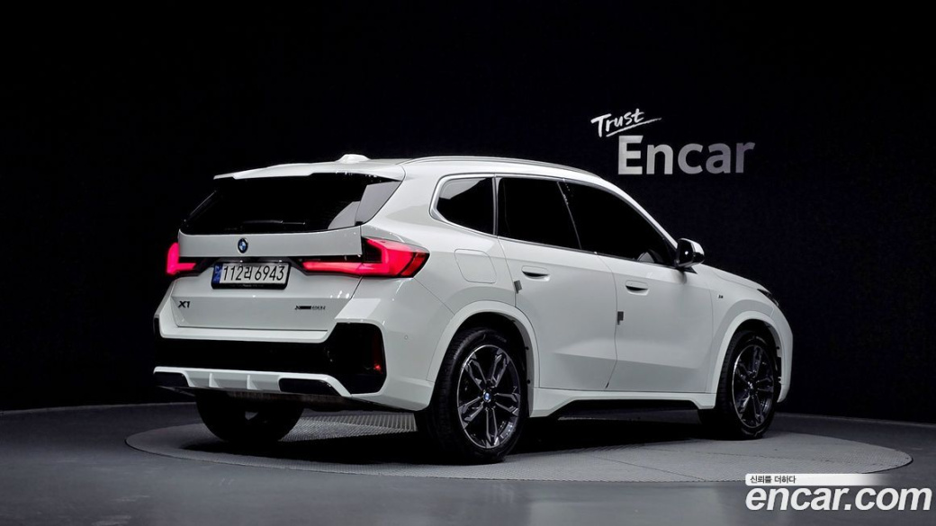 BMW X1 xDrive 20i M Sport, 2024