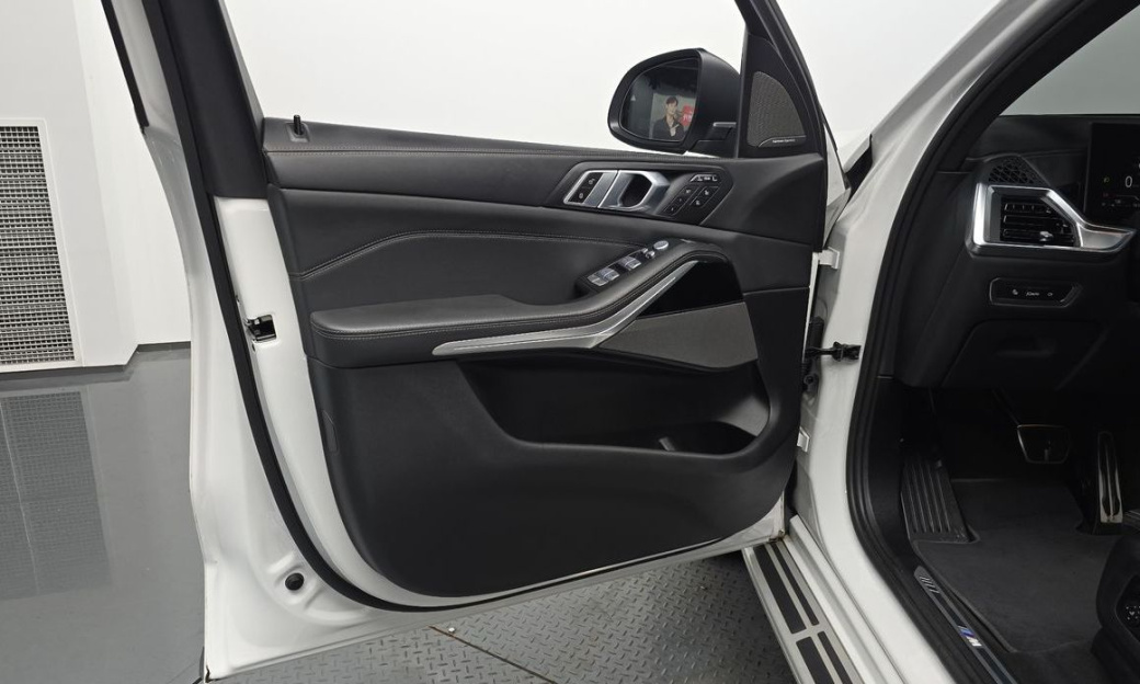 BMW X7 xDrive 40i M Sport 6STR, 2024