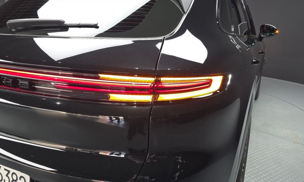 Porsche Cayenne 3.0, 2024