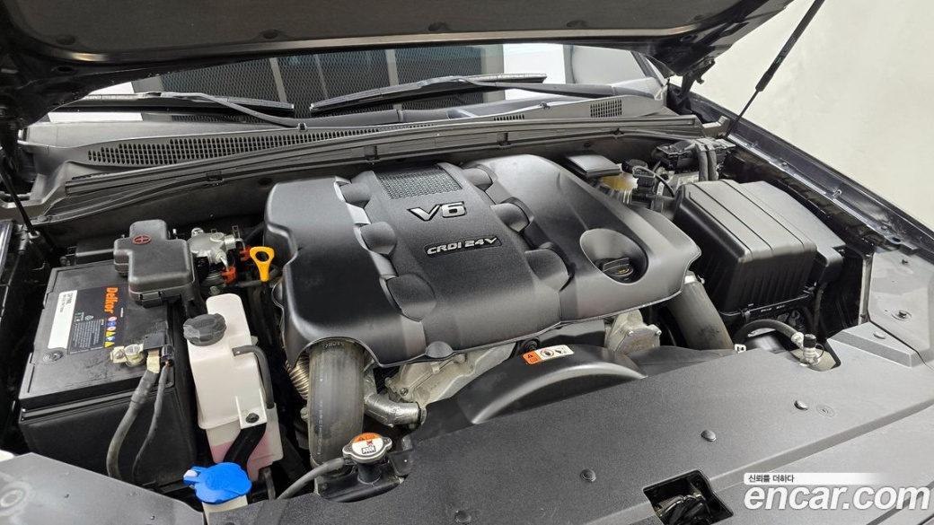 Kia Mohave Diesel 3.0 4WD 6-Seater, 2023