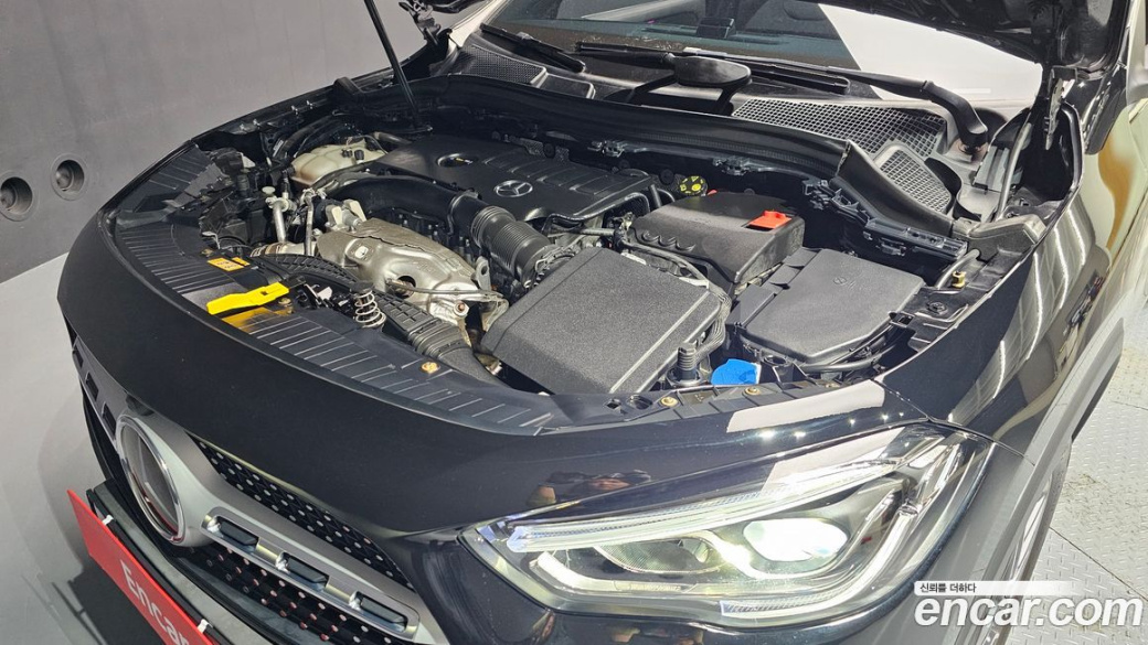 Mercedes-Benz GLA-Class GLA250 4MATIC, 2023