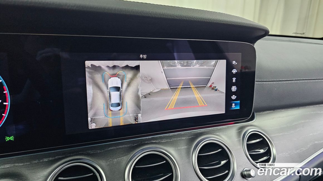 Mercedes-Benz E-Class E350 4MATIC Exclusive, 2023