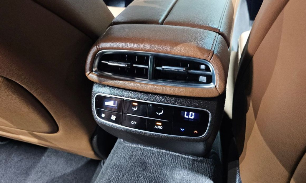 Genesis G80 Gasoline 2.5 Turbo AWD, 2022