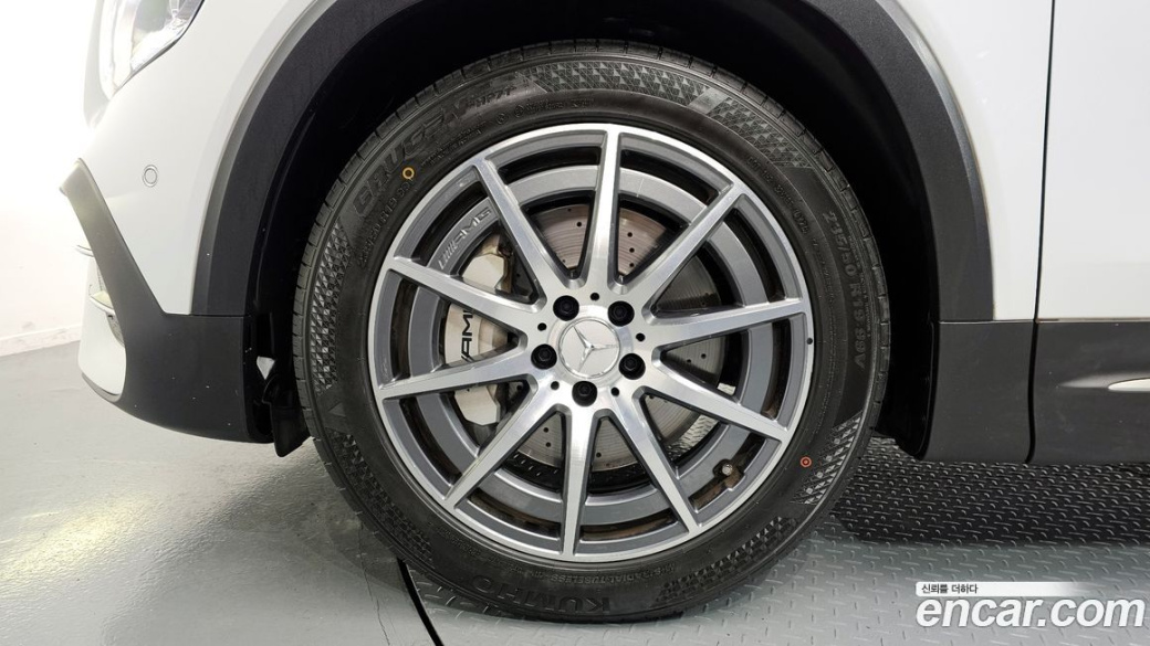 Mercedes-Benz GLB-Class AMG GLB35 4MATIC, 2023
