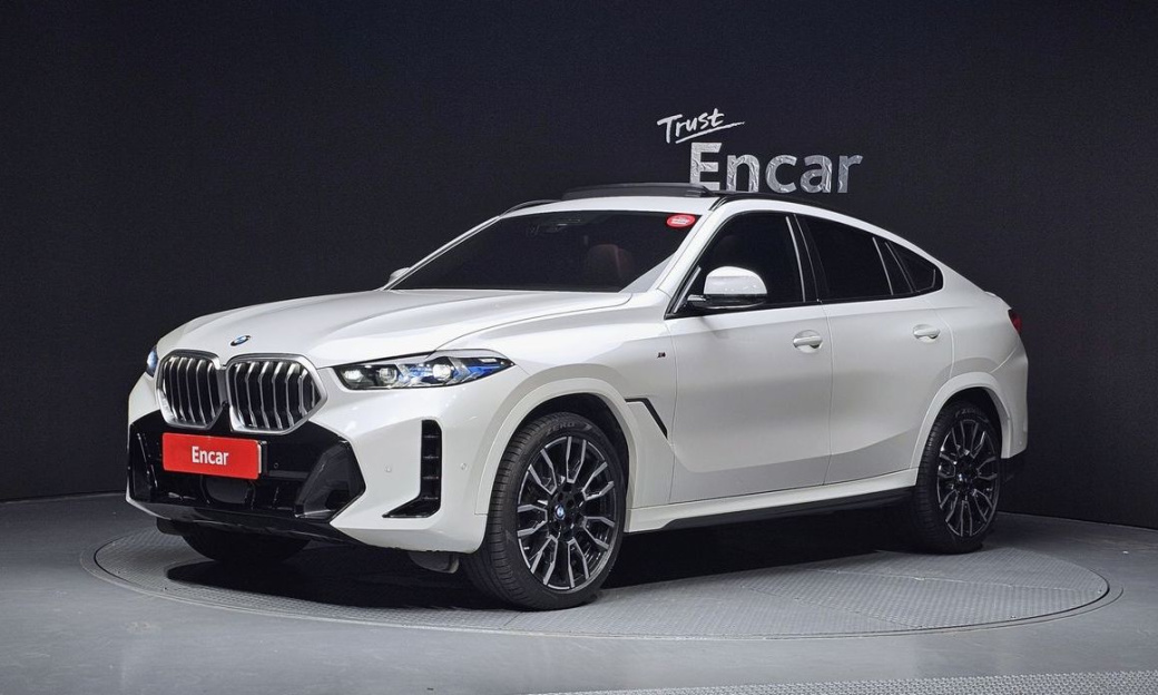 BMW X6 xDrive40i M Sport, 2024