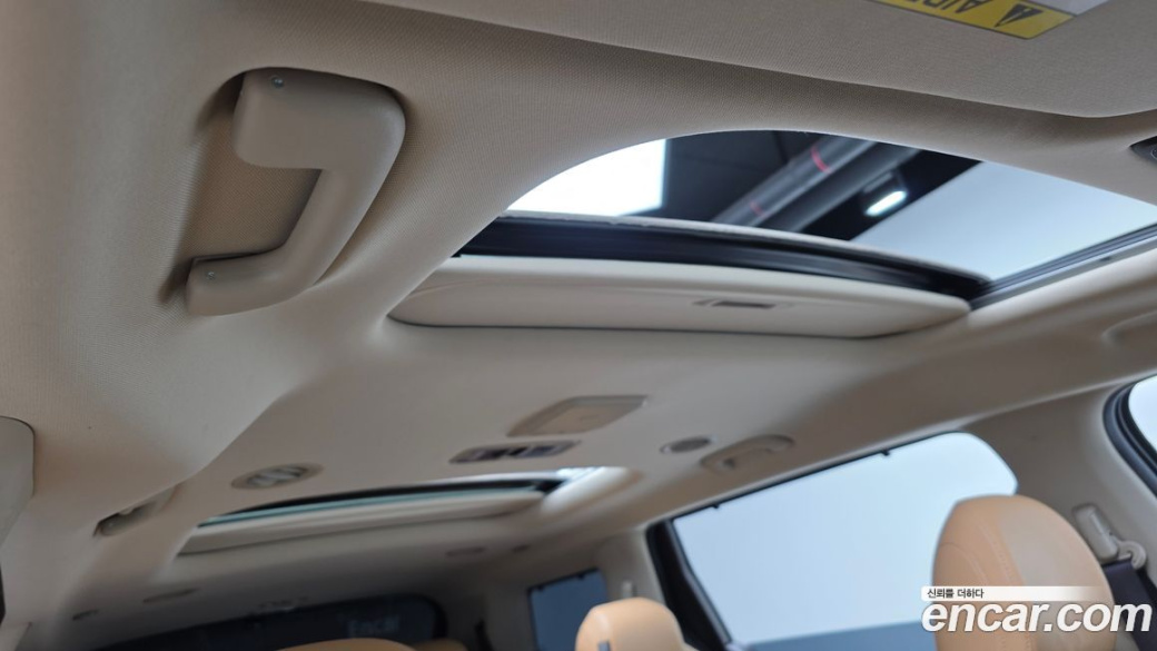 Kia Carnival 9-Seater Noblesse, 2023