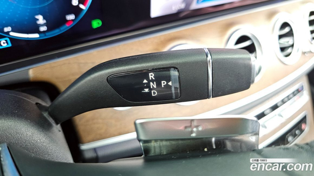 Mercedes-Benz E-Class E220d 4MATIC Exclusive, 2021