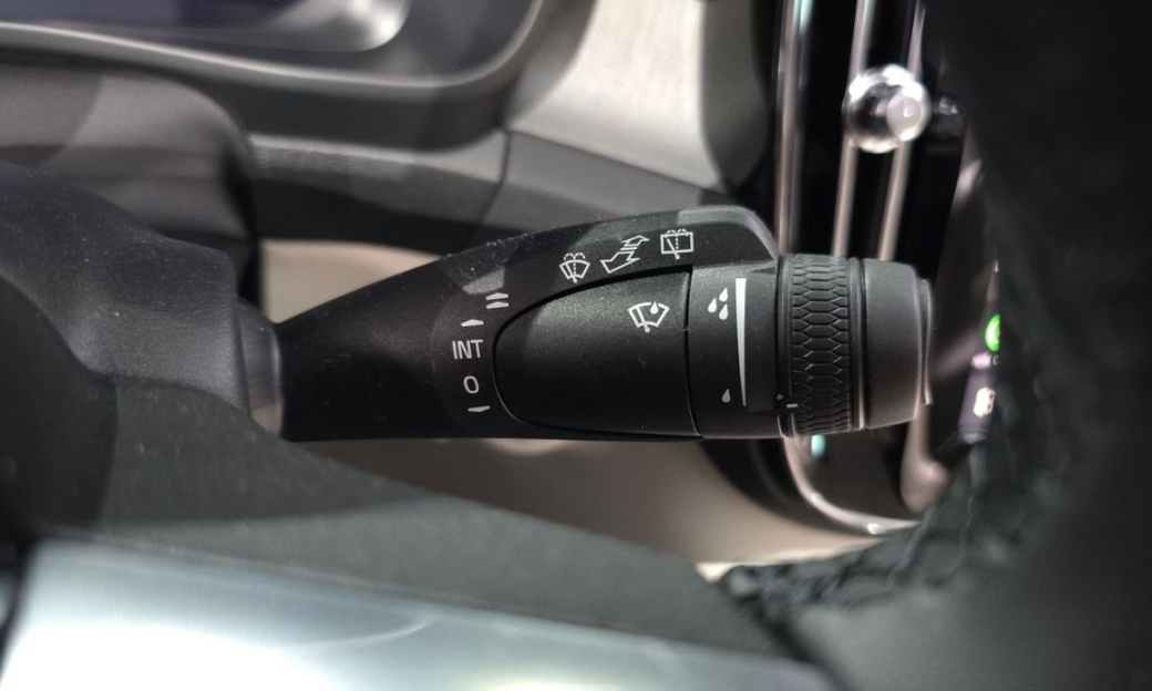 Volvo XC40 B4 Ultra Bright, 2026