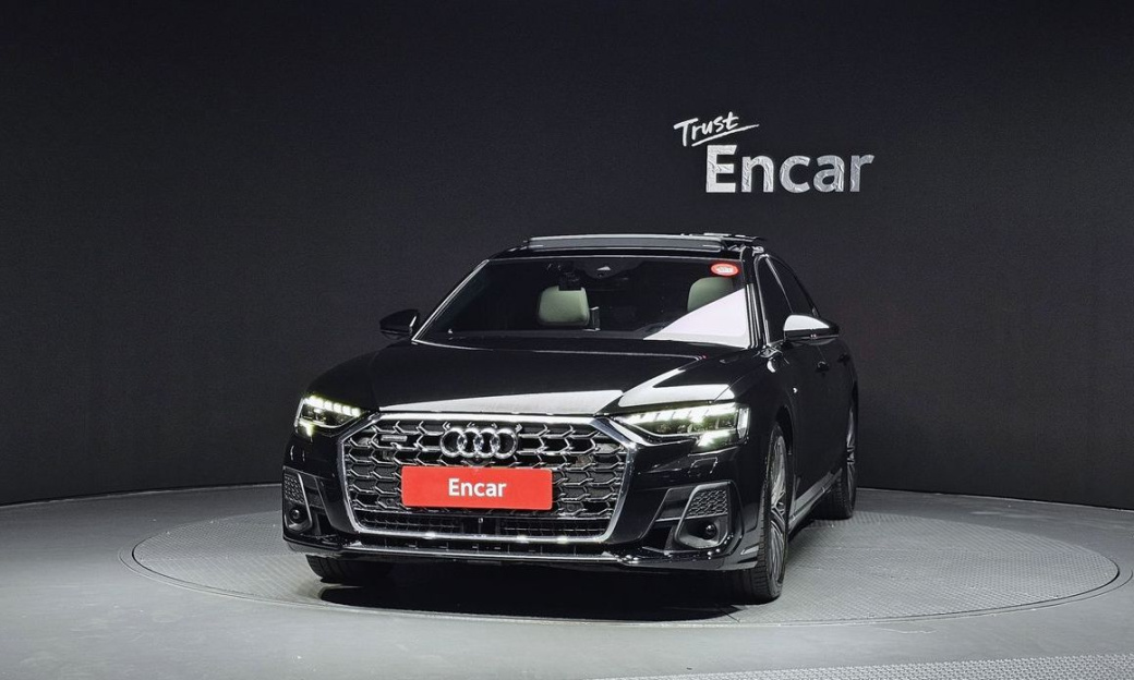 Audi A8 55 TFSI Quattro Premium LWB, 2022