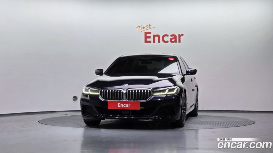 BMW 5-Series 520i M Sport, 2022