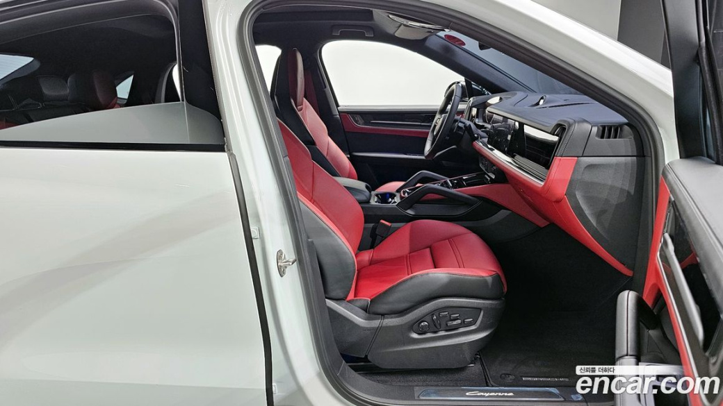 Porsche Cayenne 3.0 Coupe, 2025