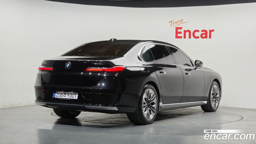 BMW 7-Series 740d xDrive Design Pure Excellence, 2023