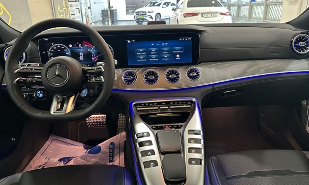Mercedes-Benz AMG GT 4Door 43 4MATIC+, 2025