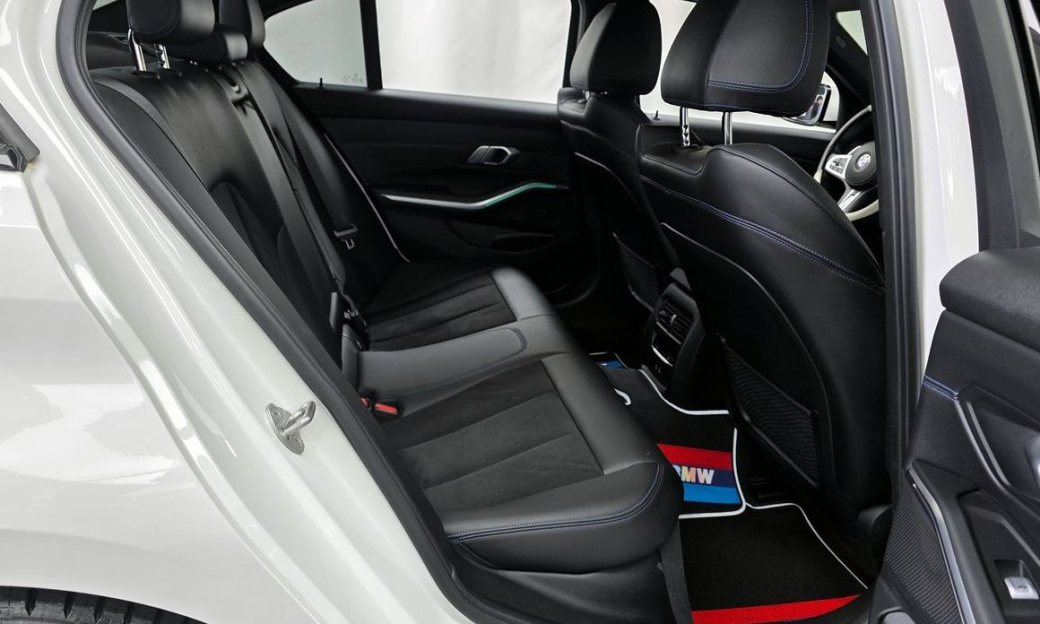 BMW 3-Series 320i M Sport, 2022