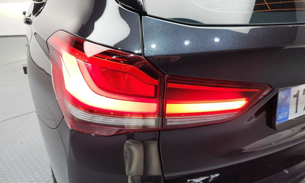 BMW X1 xDrive 20i M Sport, 2022