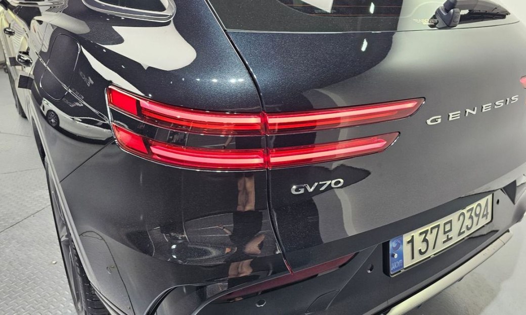 Genesis GV70 2.5T Gasoline 2WD, 2025