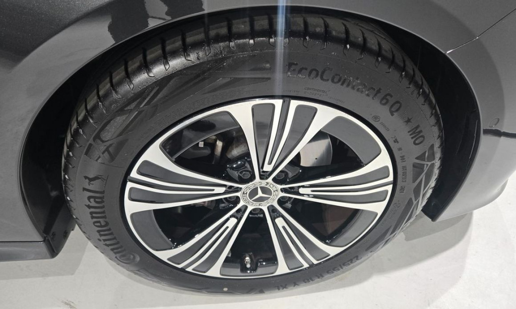 Mercedes-Benz E-Class E200 Avantgarde, 2025