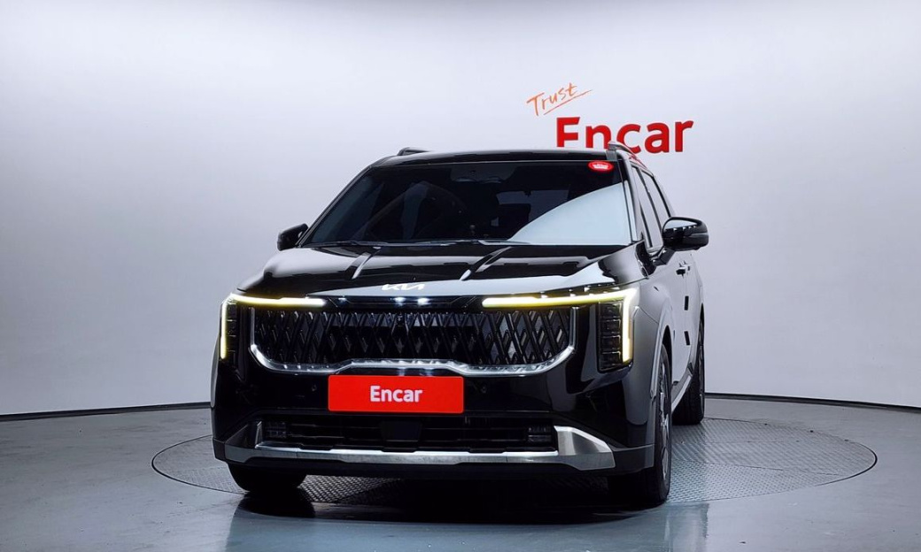 Kia Carnival 7-Seater Signature, 2024