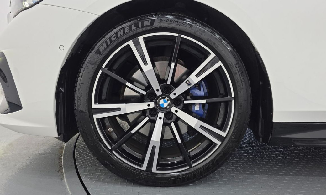 BMW 5-Series 530i xDrive M Sport, 2025