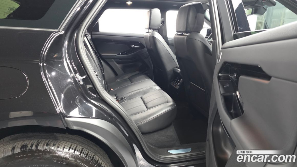 Land Rover Range Rover Evoque P250 Dynamic SE, 2025