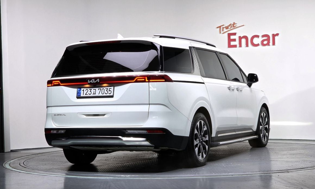 Kia Carnival 7-Seater Noblesse, 2023