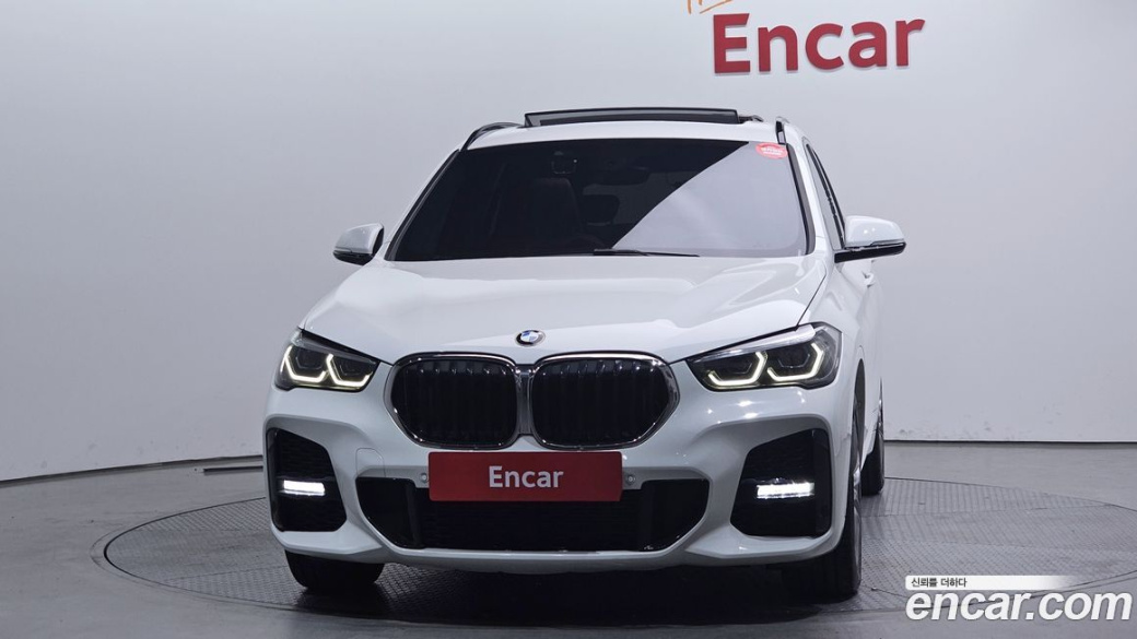 BMW X1 xDrive 20i M Sport, 2022