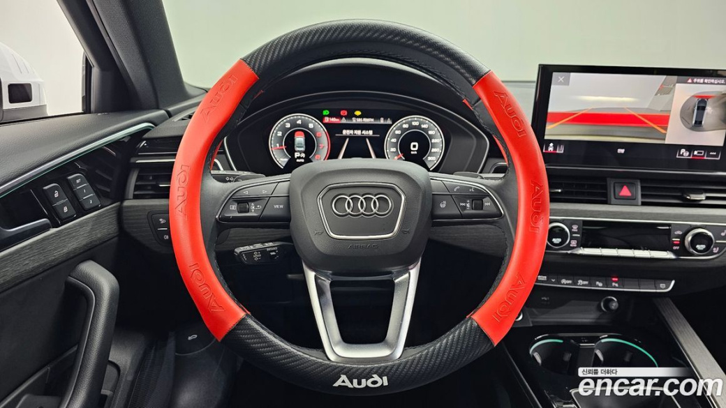 Audi A4 40 TFSI Premium, 2023