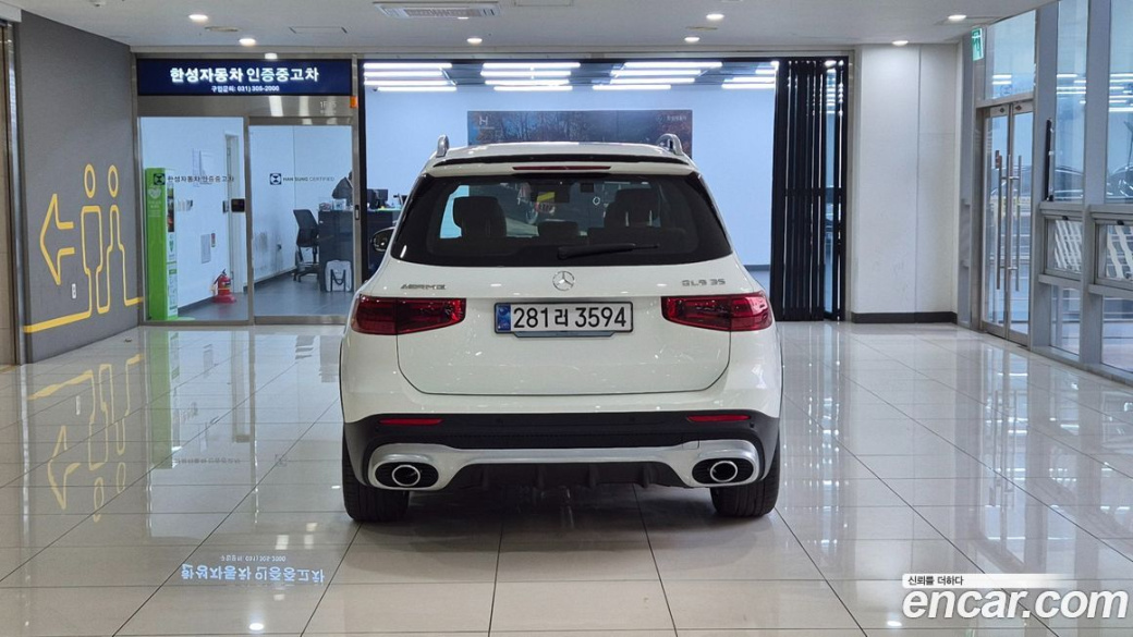 Mercedes-Benz GLB-Class AMG GLB35 4MATIC, 2025