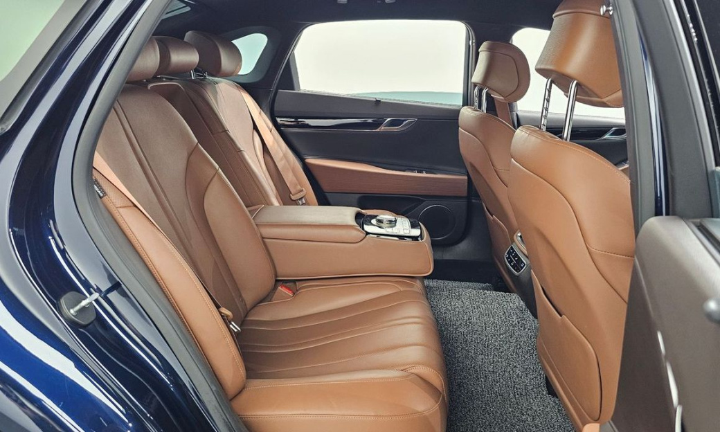 Genesis G80 Gasoline 2.5 Turbo 2WD, 2024