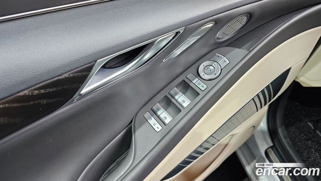 Genesis G80 Gasoline 2.5 Turbo AWD, 2024
