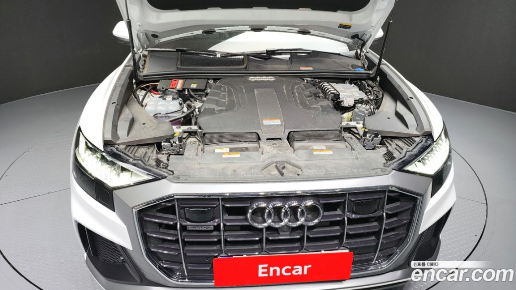 Audi Q8 45 TDI Quattro Premium, 2023
