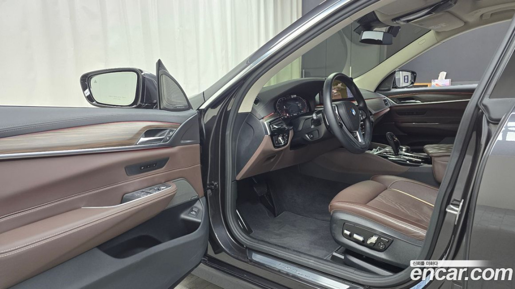 BMW Gran Turismo 630i xDrive Luxury, 2023