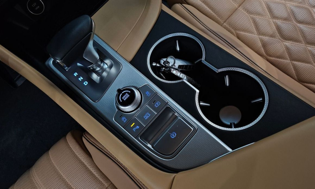 Genesis G70 Gasoline 2.5T 4WD, 2024