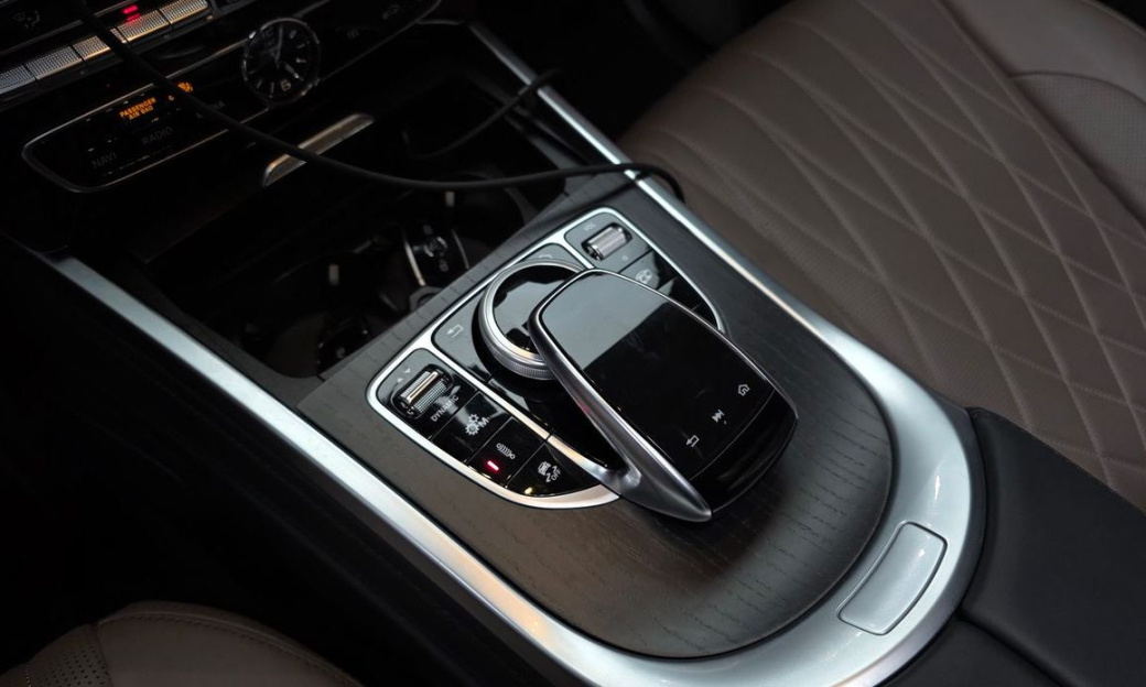 Mercedes-Benz G-Class AMG G63 Manufaktur, 2024