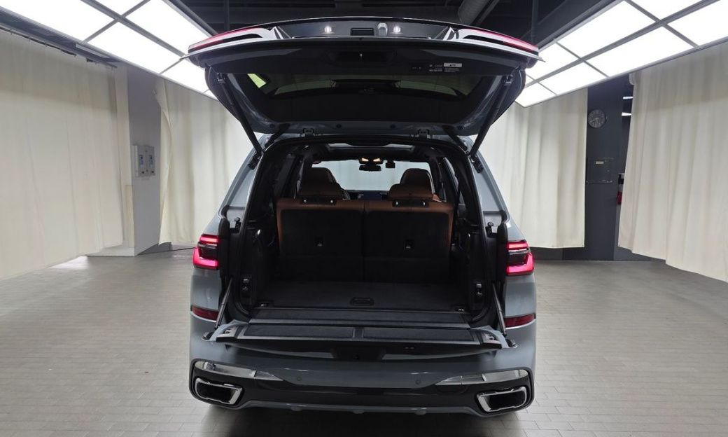 BMW X7 xDrive 40d M Sport 6STR, 2025