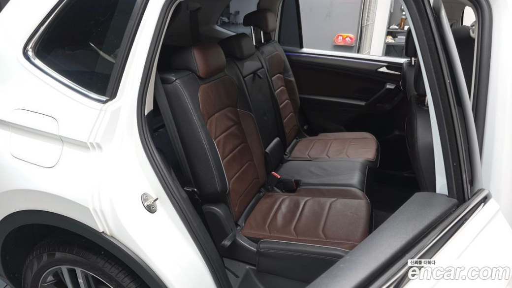 Volkswagen Tiguan 2.0 TSI Prestige, 2023