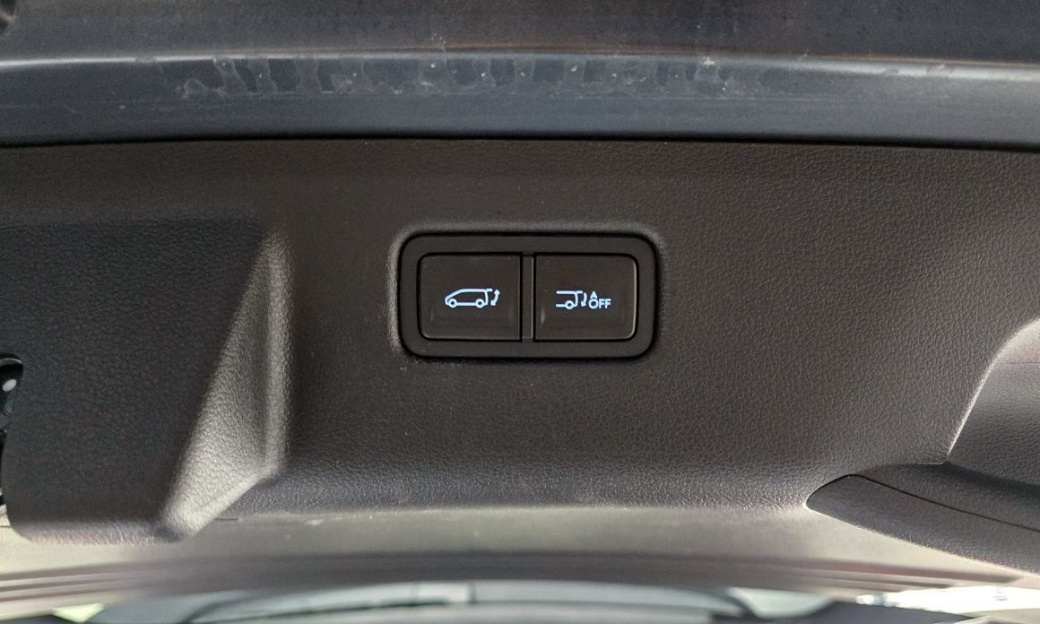 Hyundai Staria Tourer 11-Seater, 2024