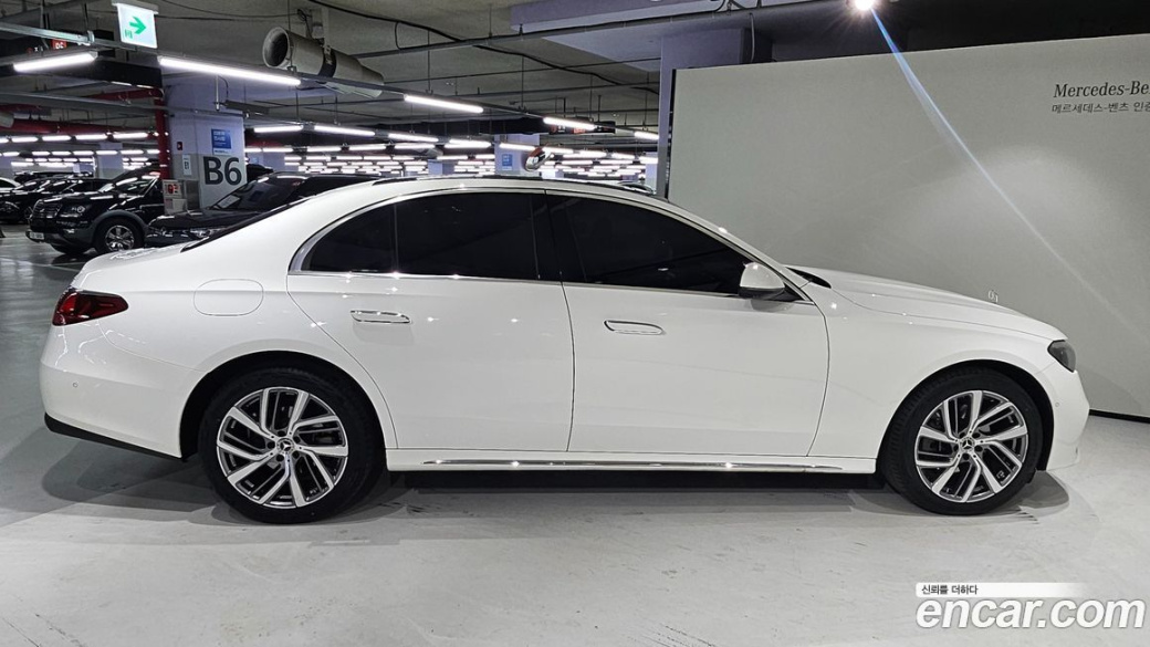 Mercedes-Benz E-Class E220d 4MATIC Exclusive, 2024