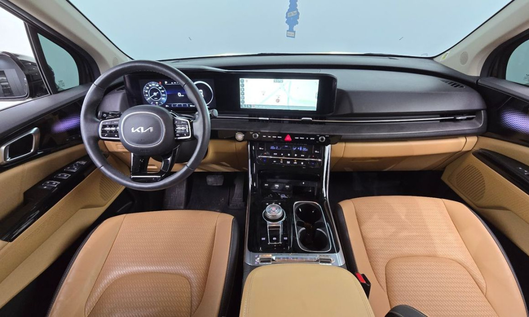Kia Carnival 9-Seater Signature, 2023
