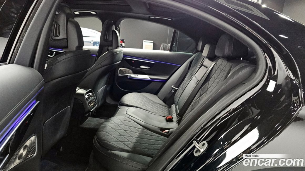 Mercedes-Benz E-Class E450 4MATIC Exclusive, 2024